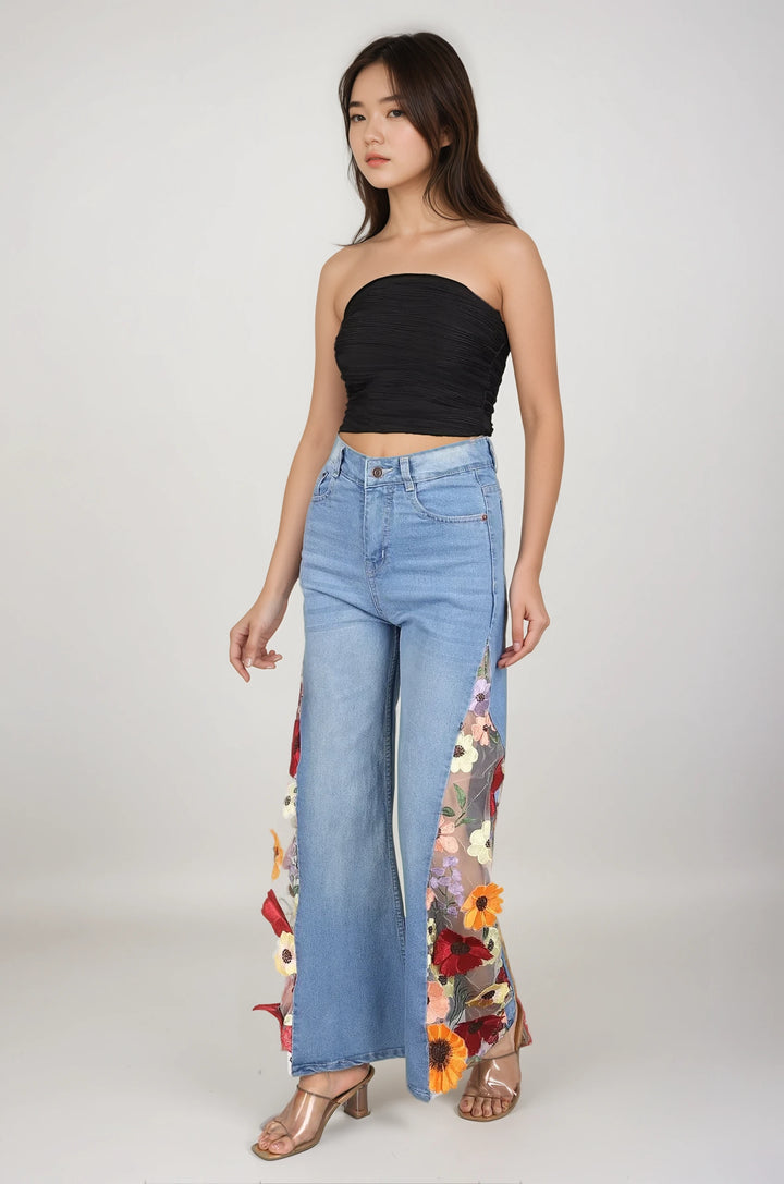 Jenny - Cut Out Flowery Jeans