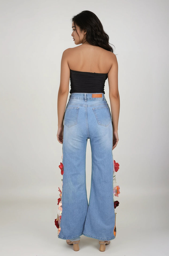 Jenny - Cut Out Flowery Jeans