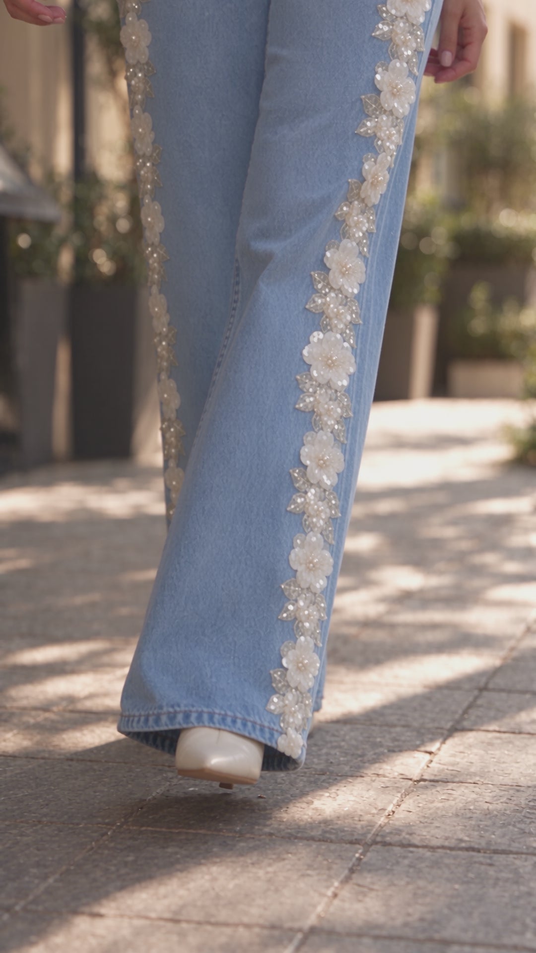 (Limited Edition) Roseťte - Sequinned Lace Jeans - Ice Blue